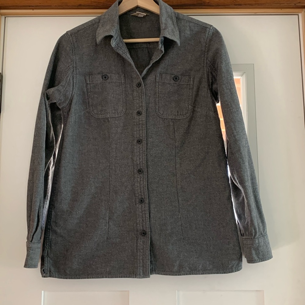 Duluth button down shirt